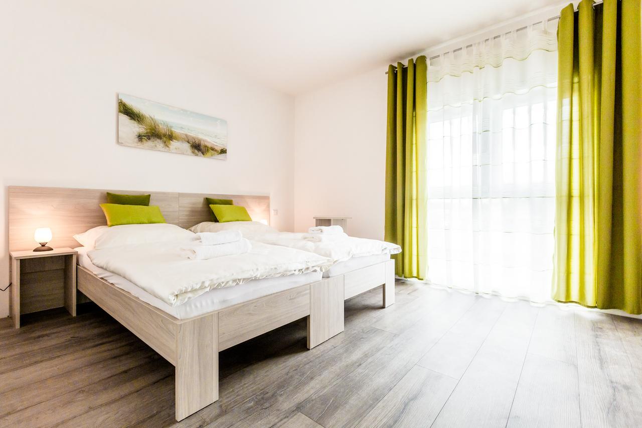 Double Room,1746972899:JPEG