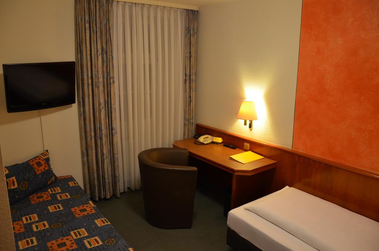 Single Room