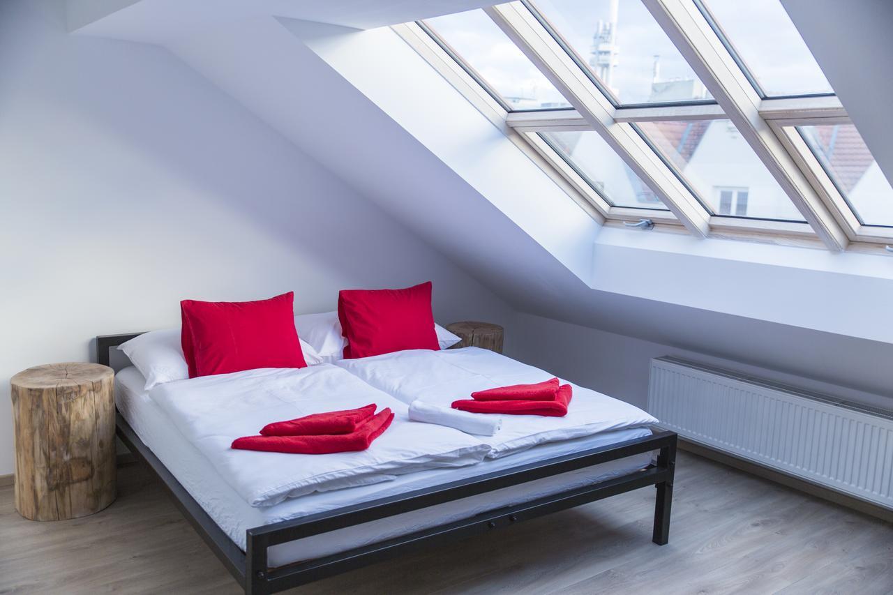 Deluxe Double Room,566999013:JPEG