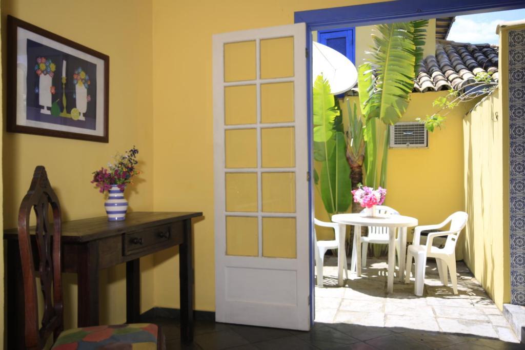 Apartamento com Varanda Térrea