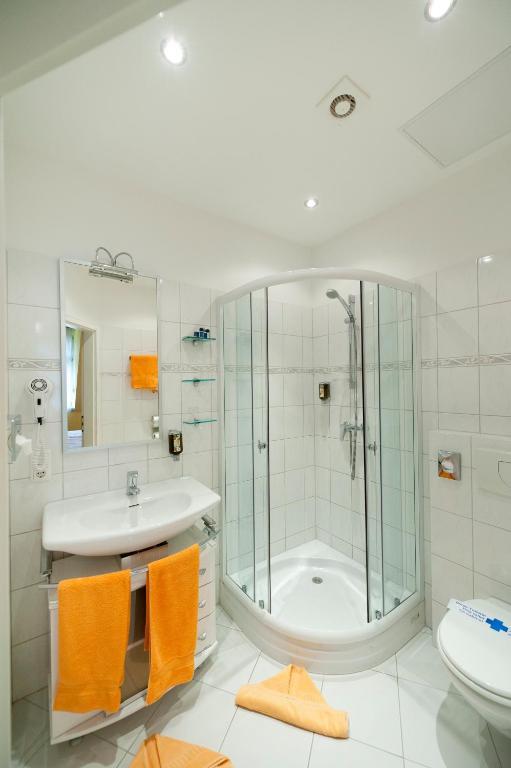 Superior Single Room,154299136:JPEG