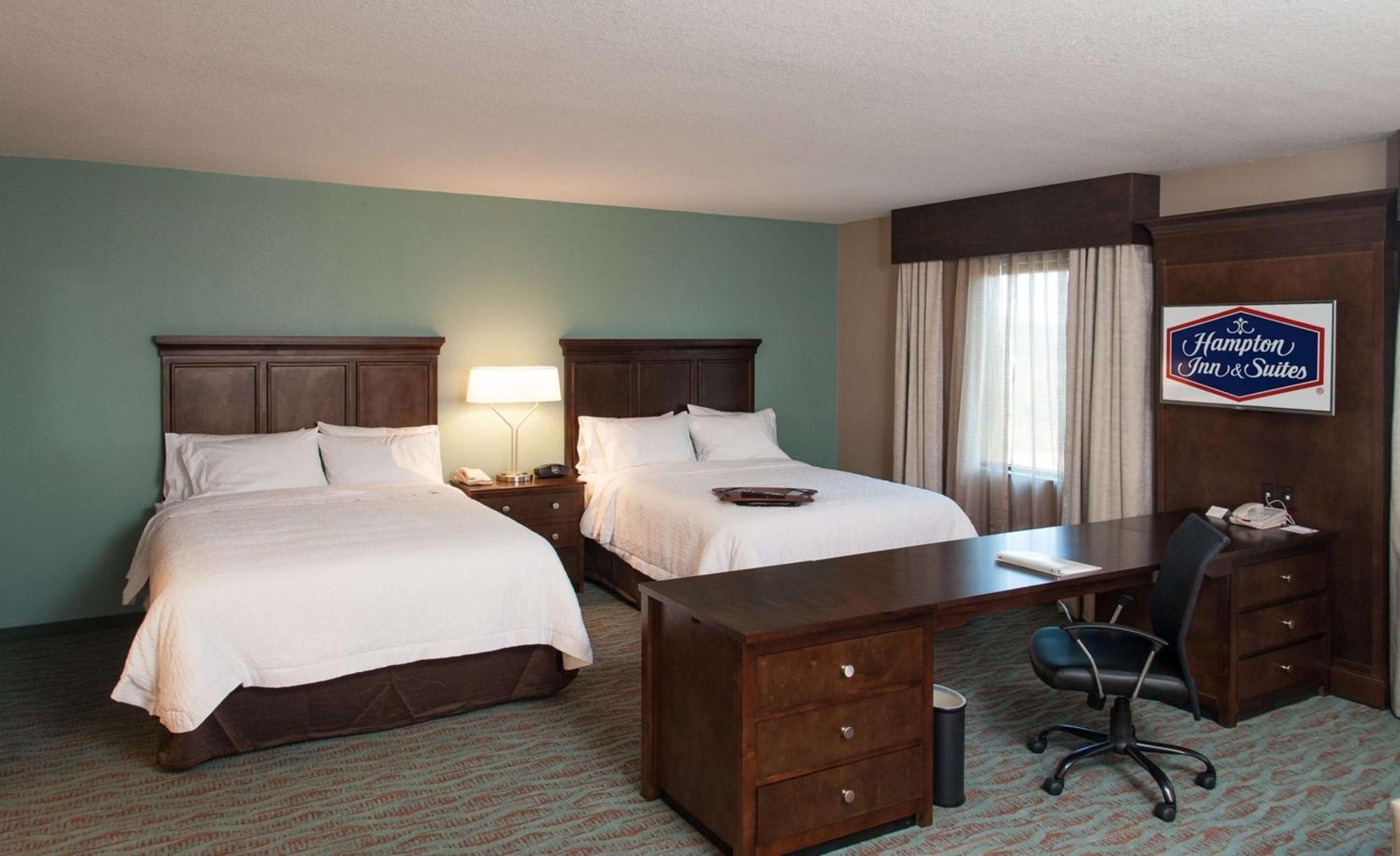 Queen Studio Suite with Two Queen Beds - Non-Smoking