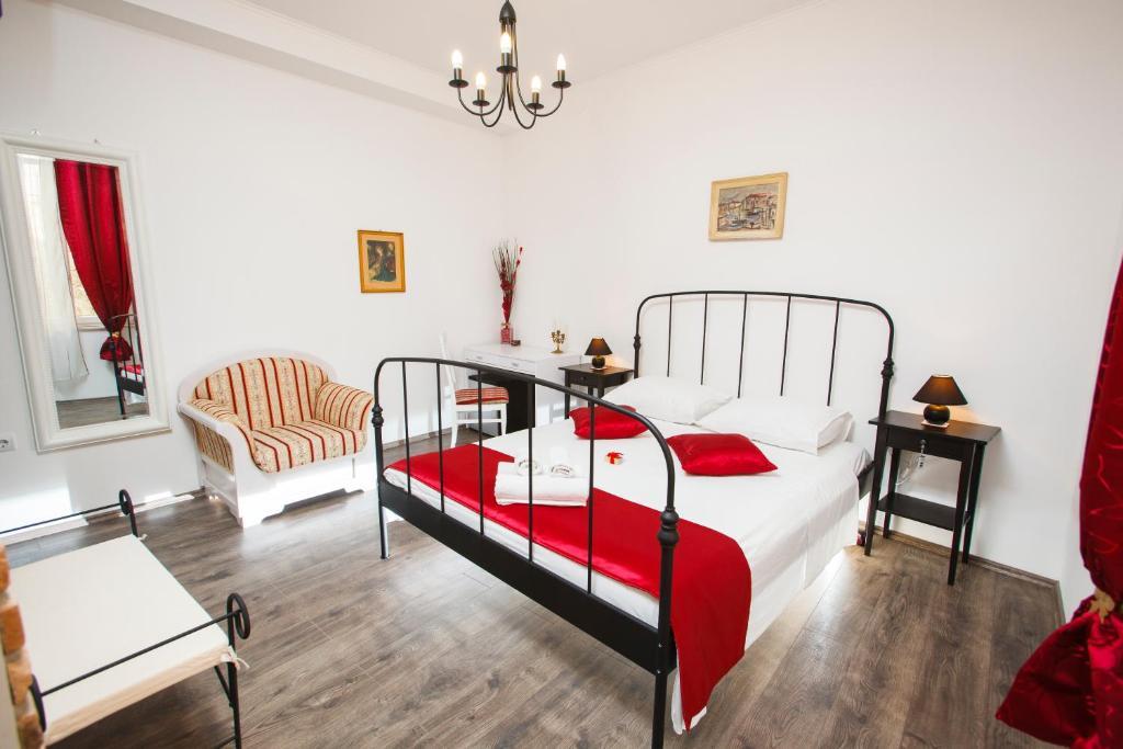 Double Room,1212326065:JPEG