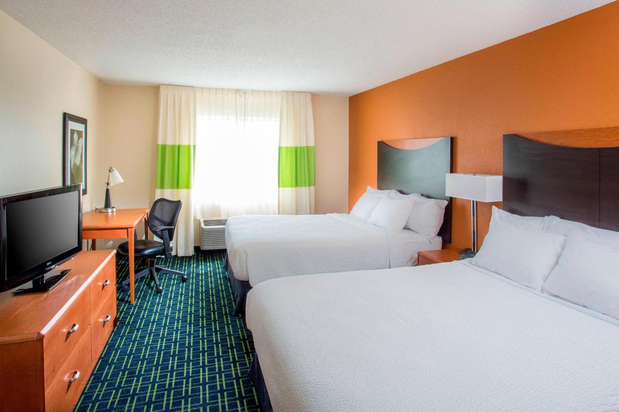 Double Room Two Double Beds Bathtub Mobility Access or Hearing Accessible,1705931216:JPEG