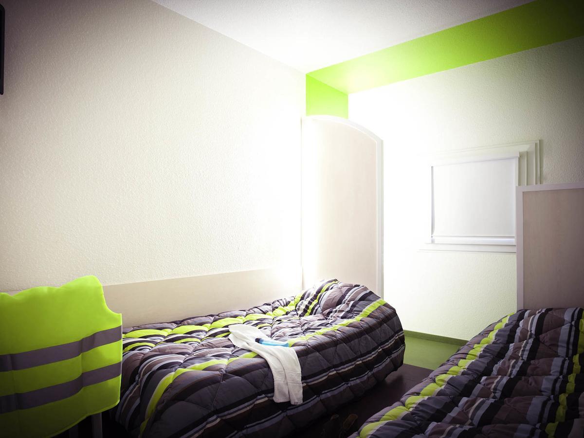 Twin Room,573467883:JPEG