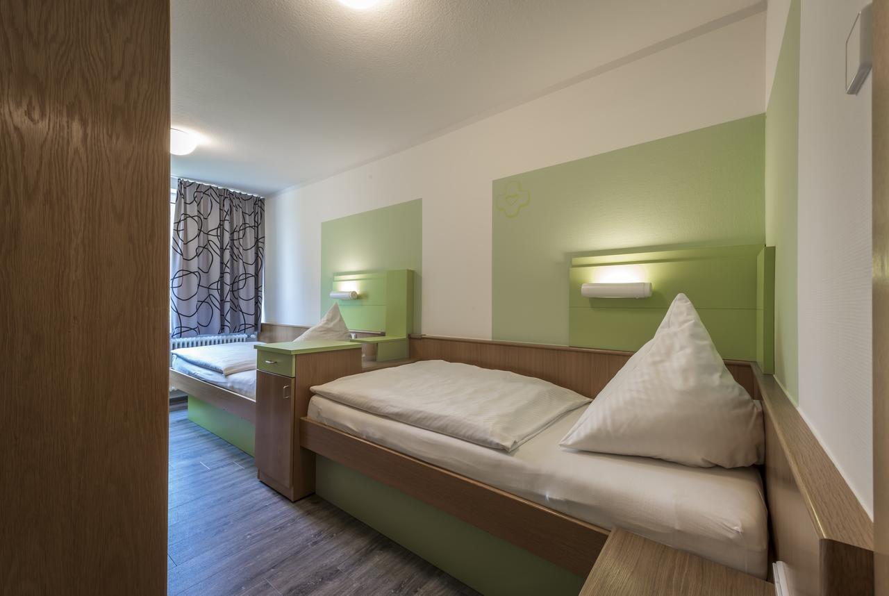 Standard Twin Room,564296667:JPEG