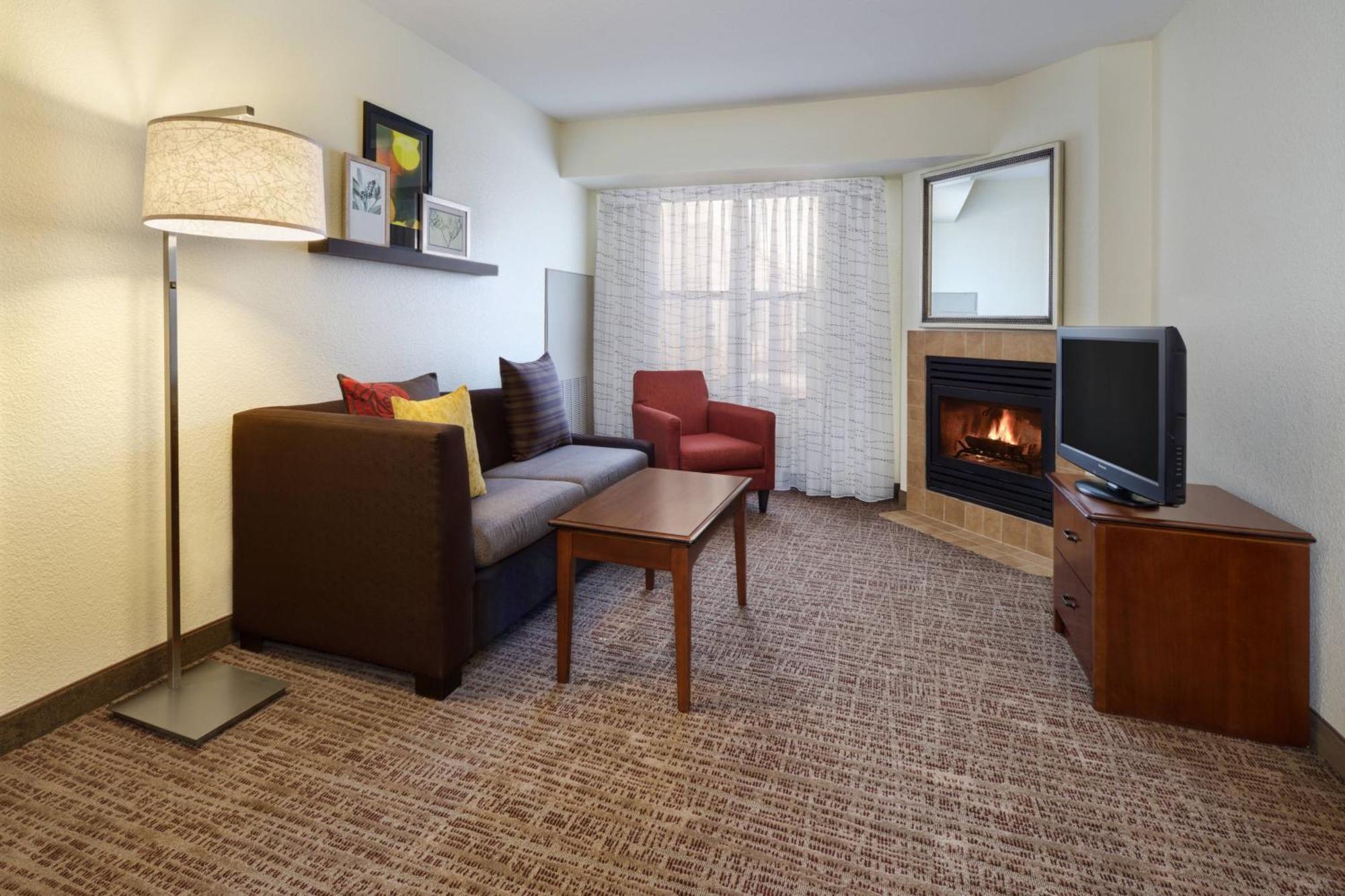 2 Bedroom Suite