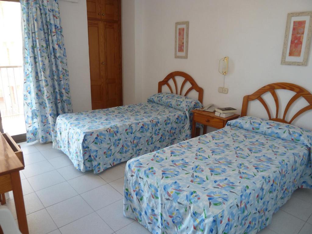 Standard Twin Room,57734173:JPEG