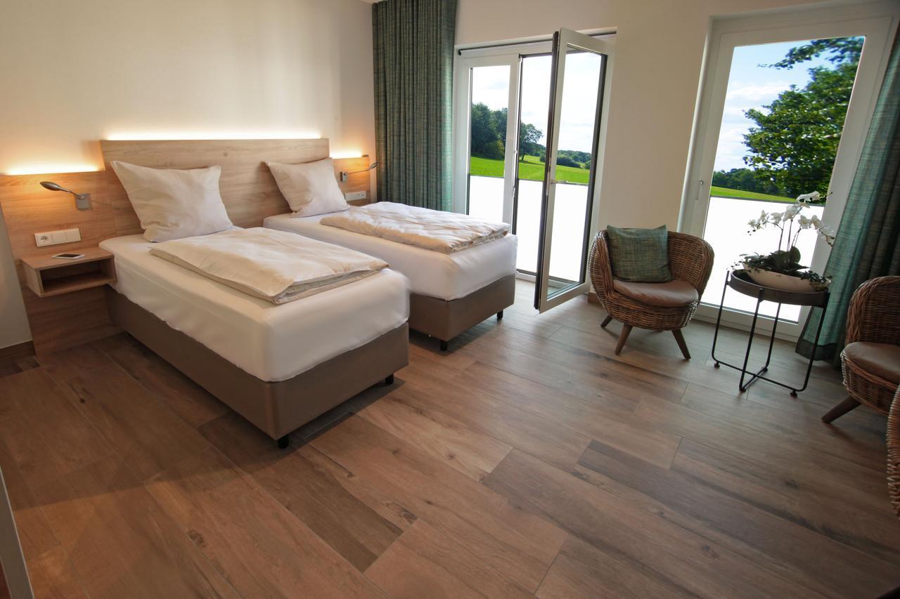 Double Room,579525981:JPEG