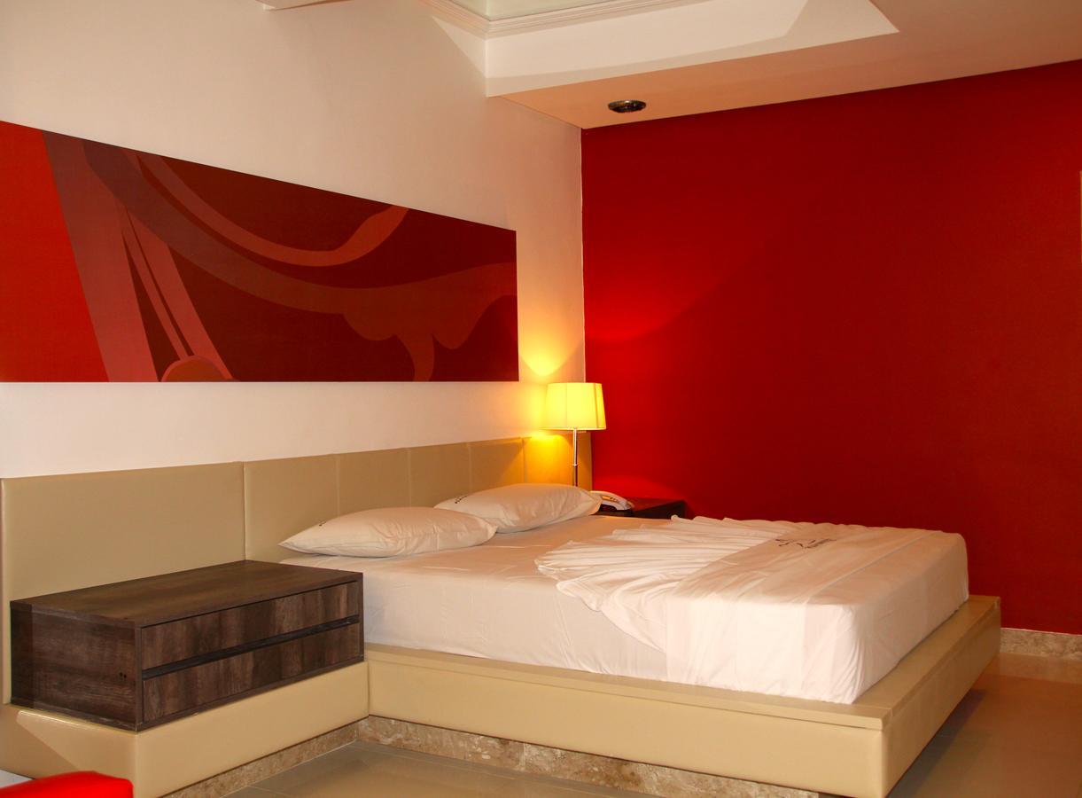 Deluxe Suite,584806227:JPEG