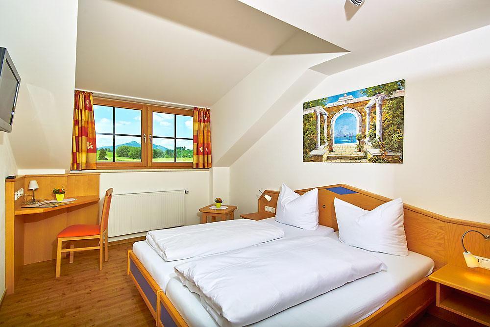Standard Double Room,587789184:JPEG