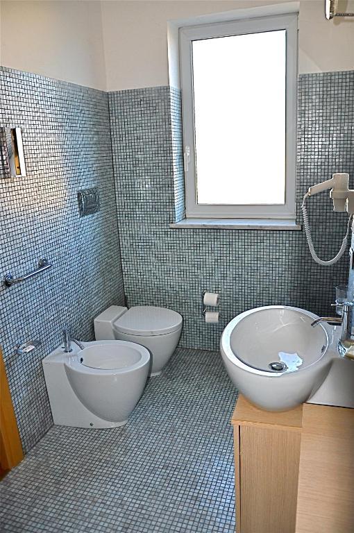 Double Room,785934891:JPEG