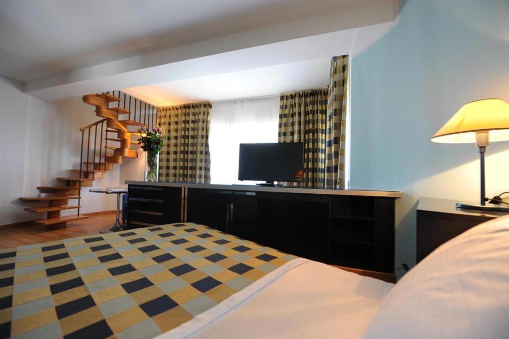 Deluxe Suite,1182058649:JPEG