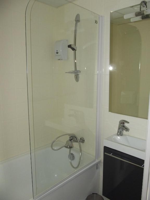 Triple Room,68551022:JPEG