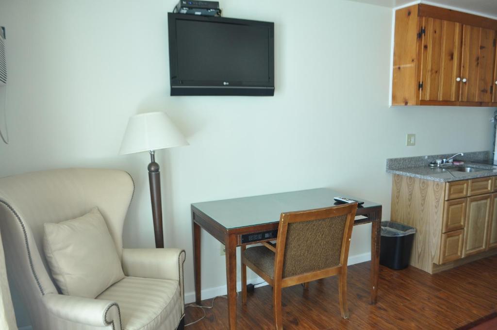 One-Bedroom Suite