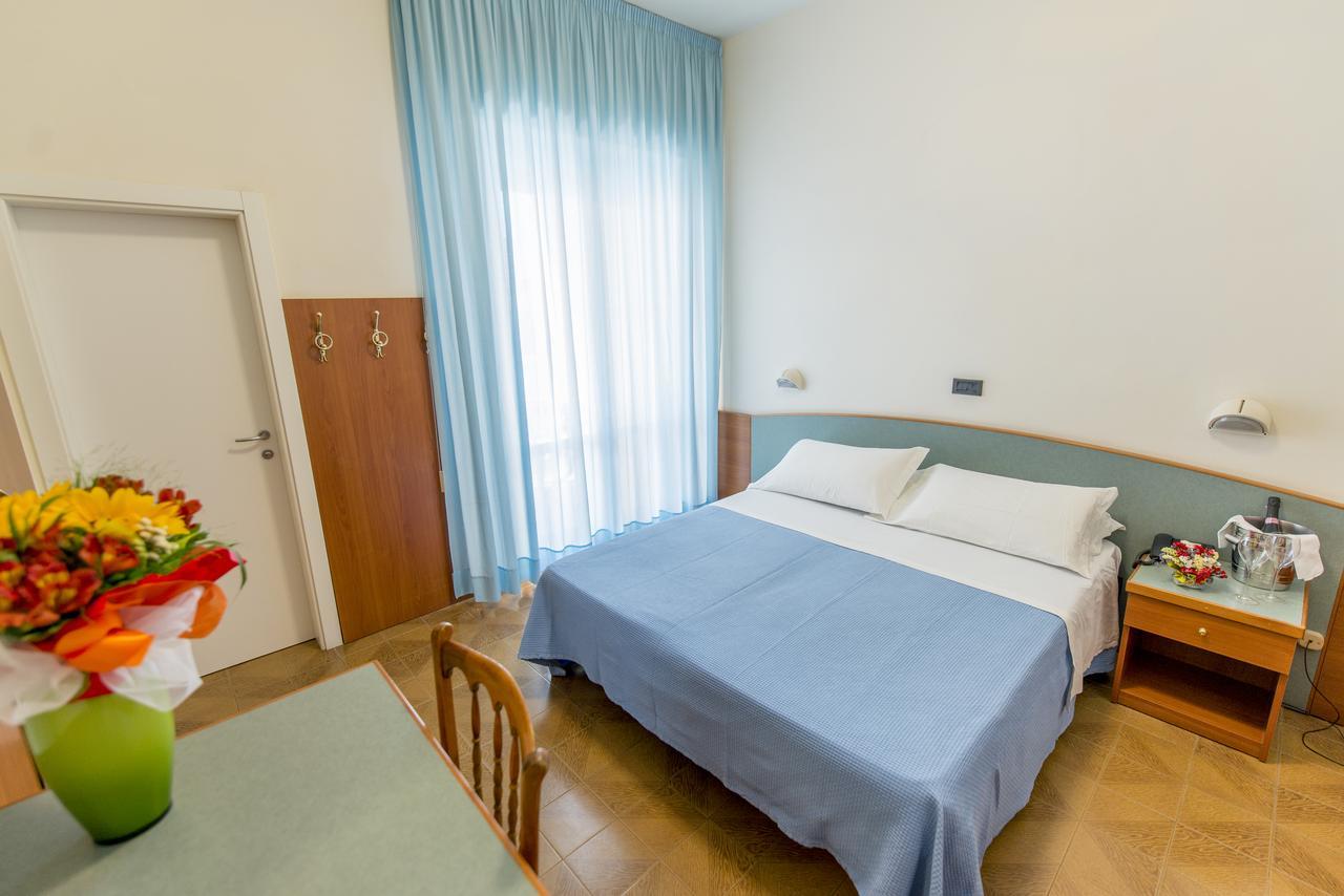 Double Room,595830501:JPEG