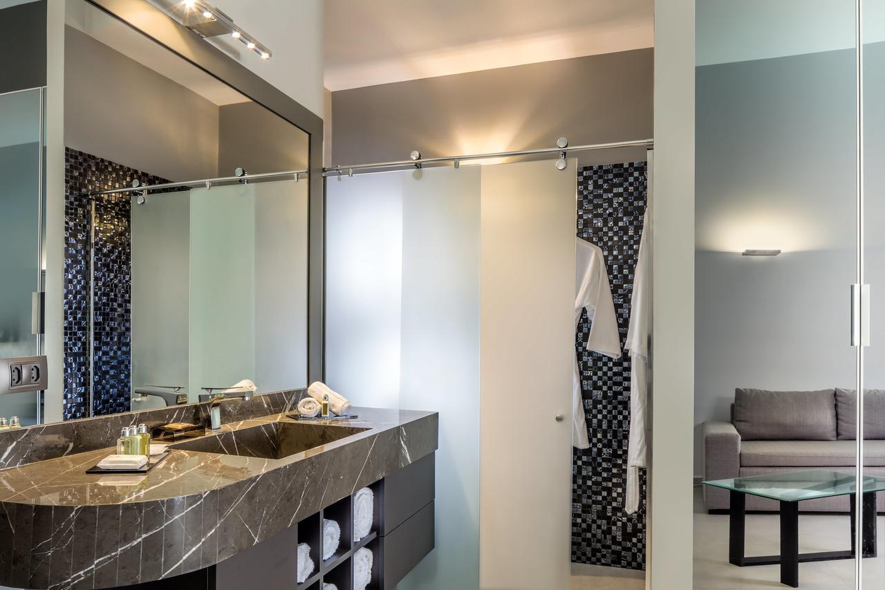 Superior Room private pool Spa Bath first floor