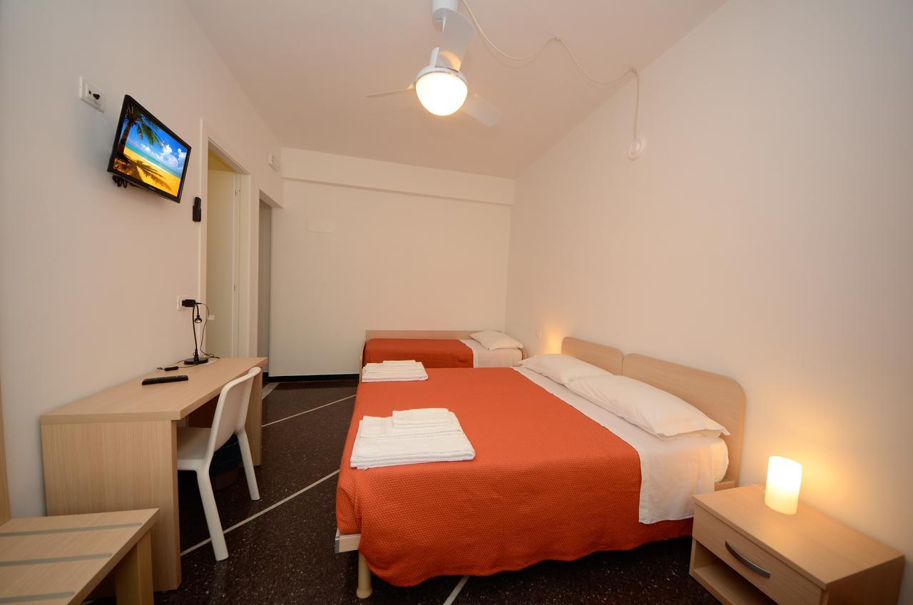 Triple Room,605105766:JPEG