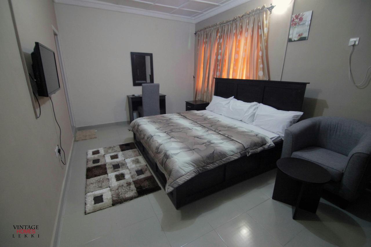 Three-Bedroom Apartment,605150445:JPEG