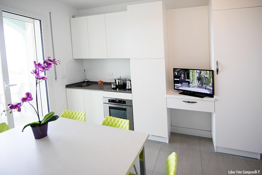 One-Bedroom Apartment,605305461:JPEG