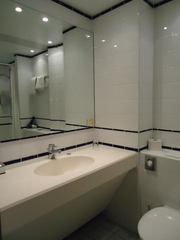 Queen Room,60844396:JPEG