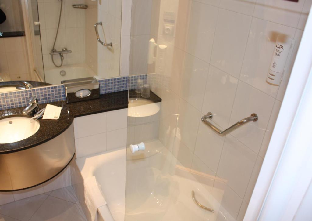Standard Twin Room,1273183492:JPEG