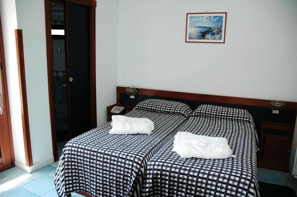 Economy Double or Twin Room No Sea View