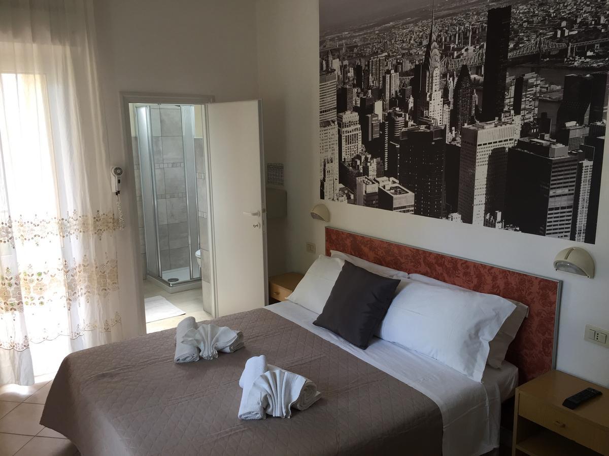 Quadruple Room,608993164:JPEG