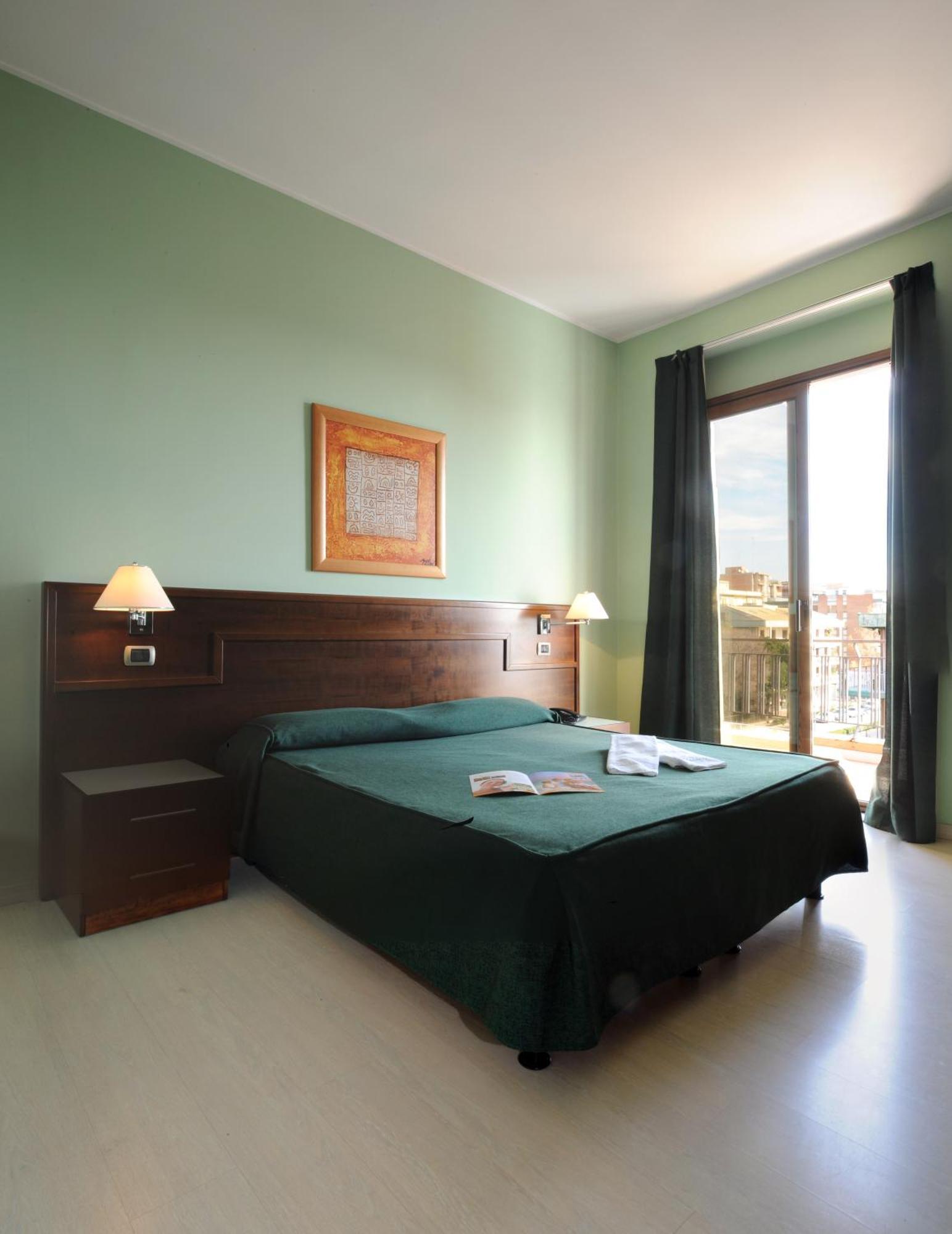 Triple Room,60996244:JPEG