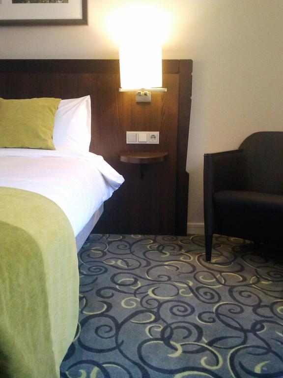 Double Room,61222612:JPEG