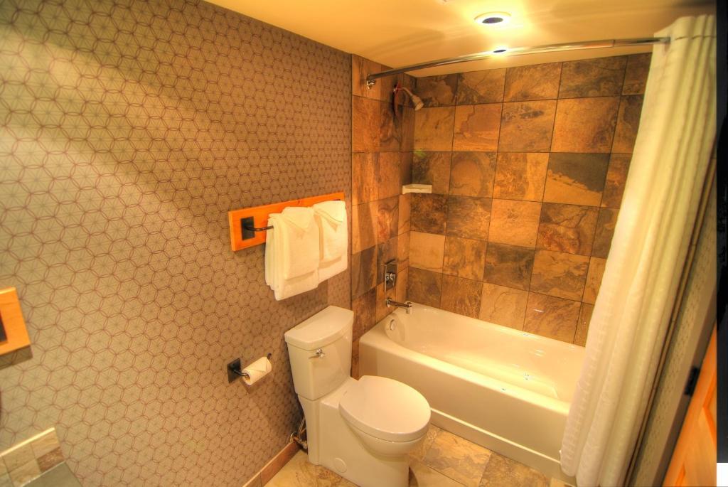 Superior One-Bedroom Apartment