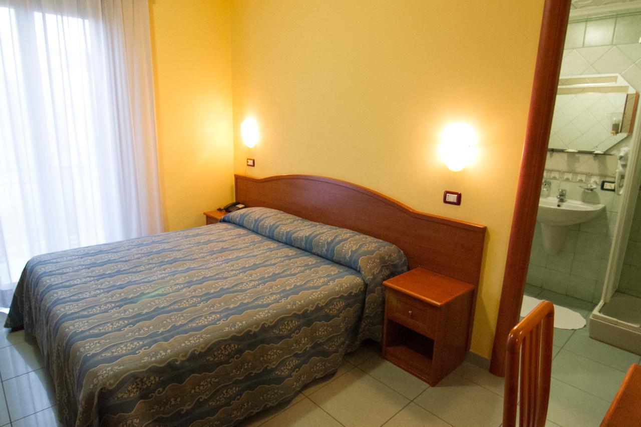 Single Room Private Bathroom
