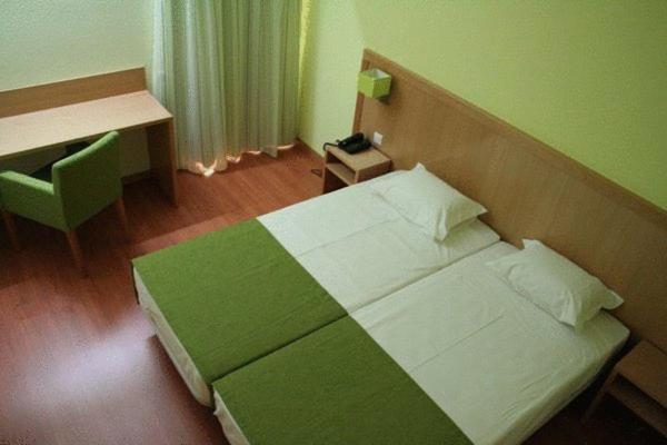 Twin Room,61323031:JPEG