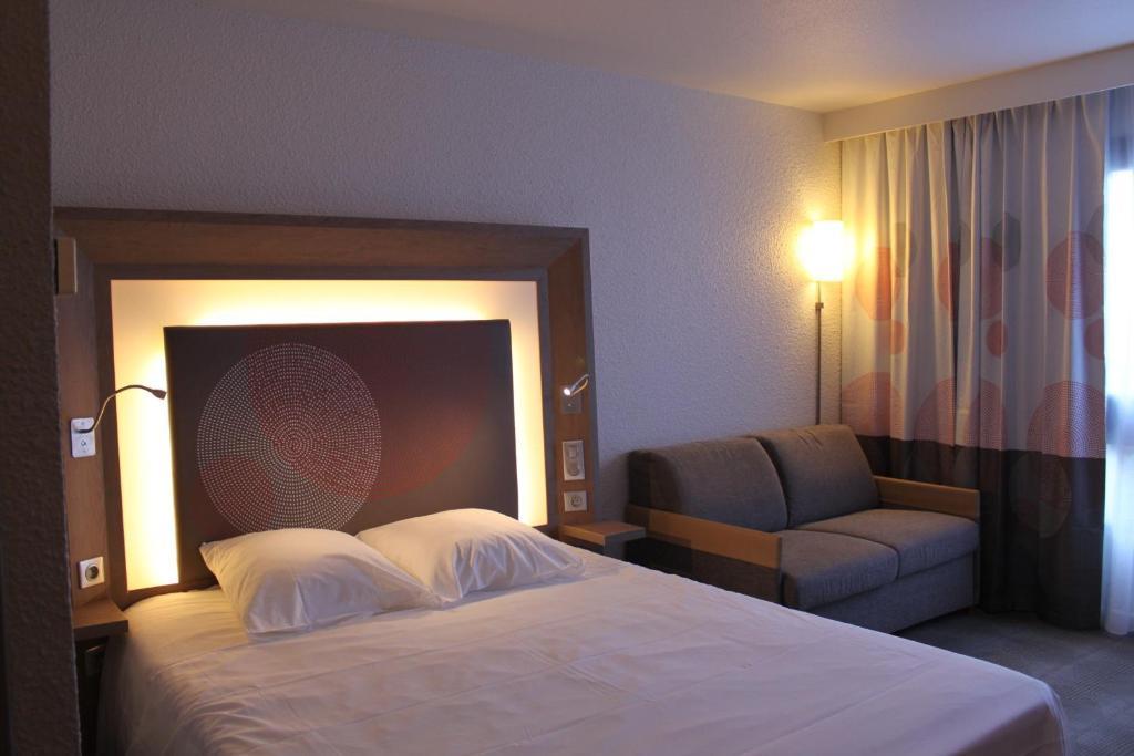 Standard Double Room Double Sofa Bed,61351645:JPEG