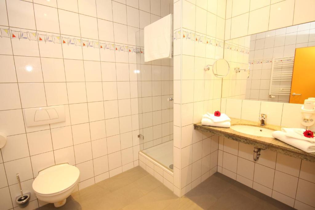 Deluxe Double Room,1583651259:JPEG