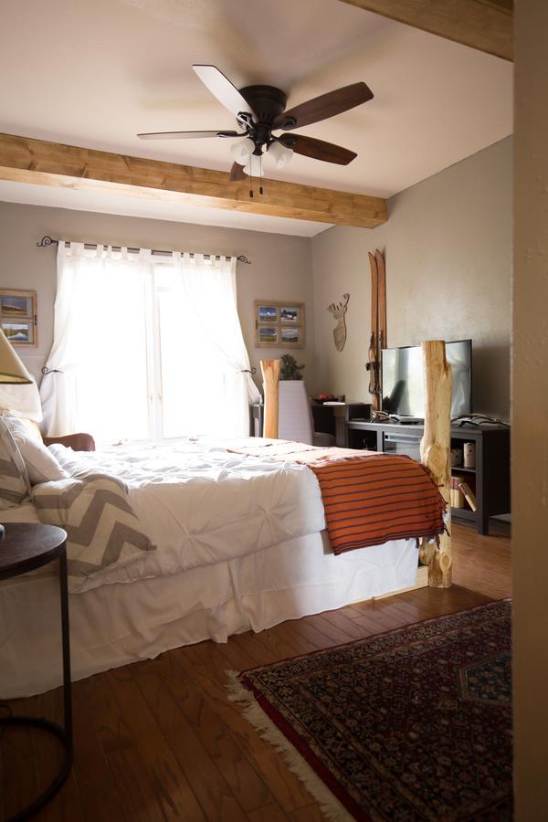 Queen Room with Balcony