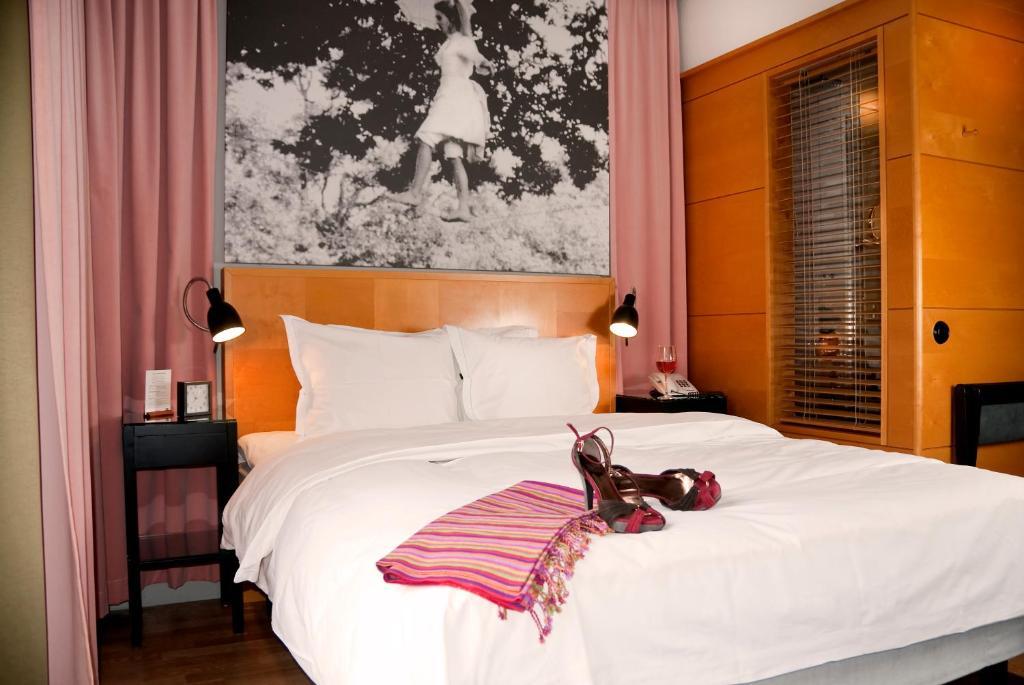 Standard Double or Twin Room,61429714:JPEG