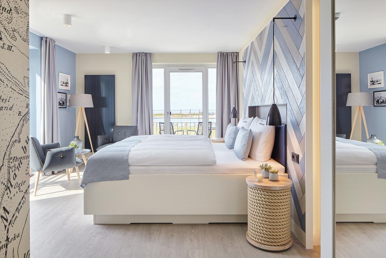 Deluxe Double Room with Sea View,614136305:JPEG
