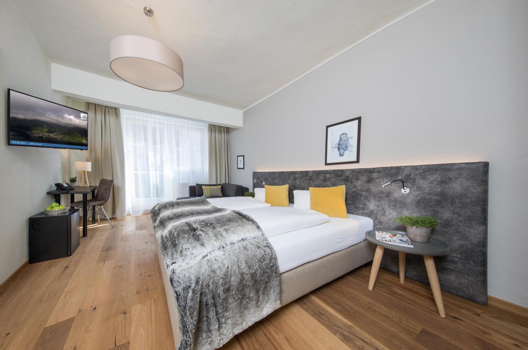 Design Double Room Balcony