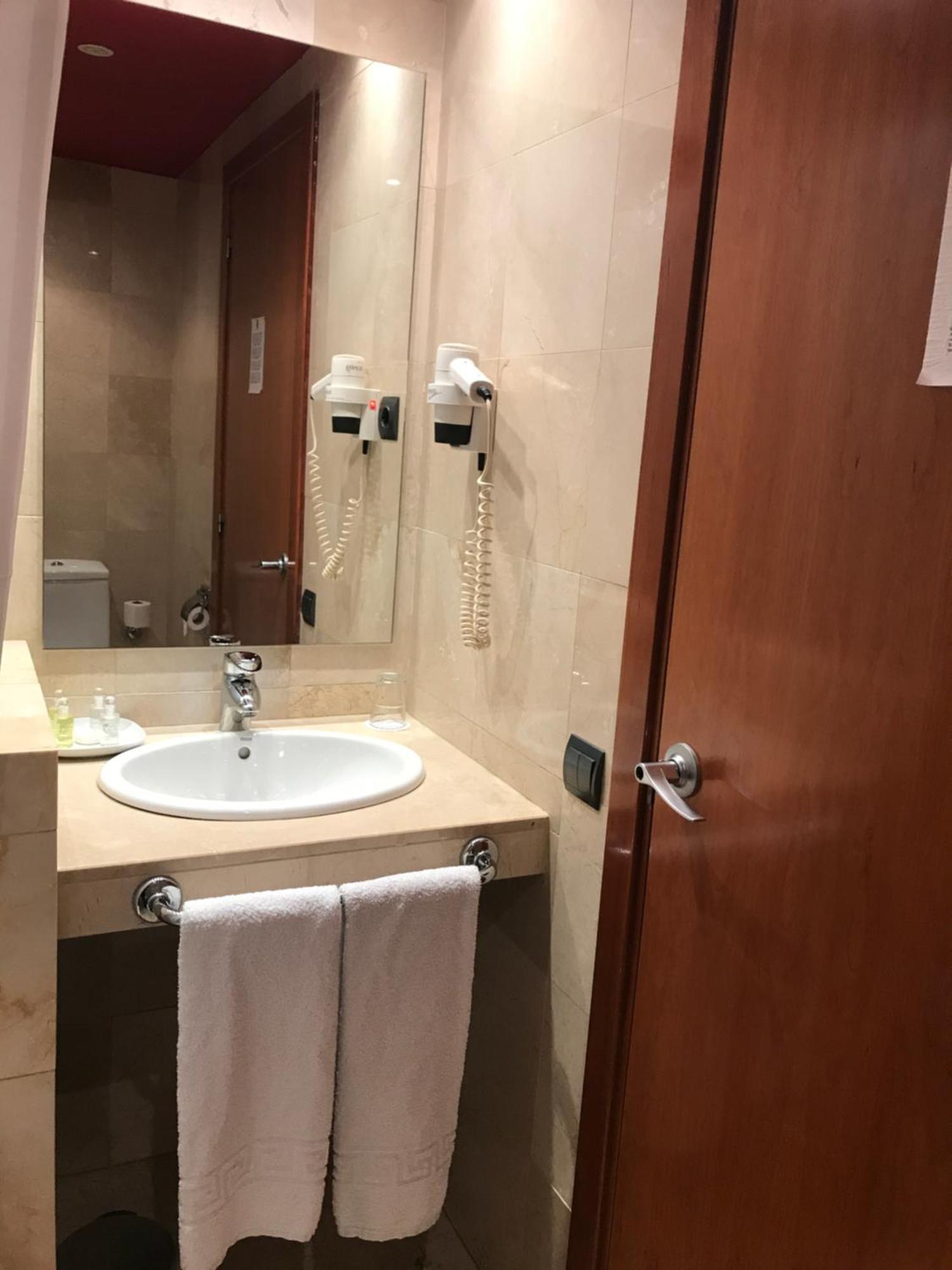Superior Double Room,546942279:JPEG