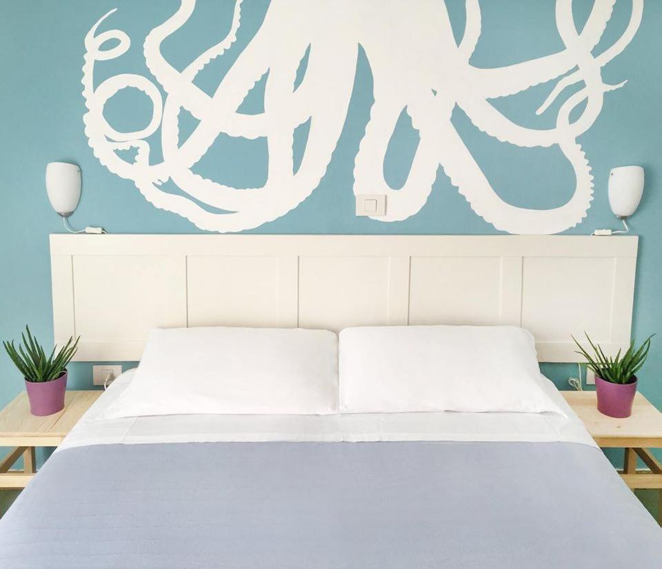 Double Room,1758548435:JPEG