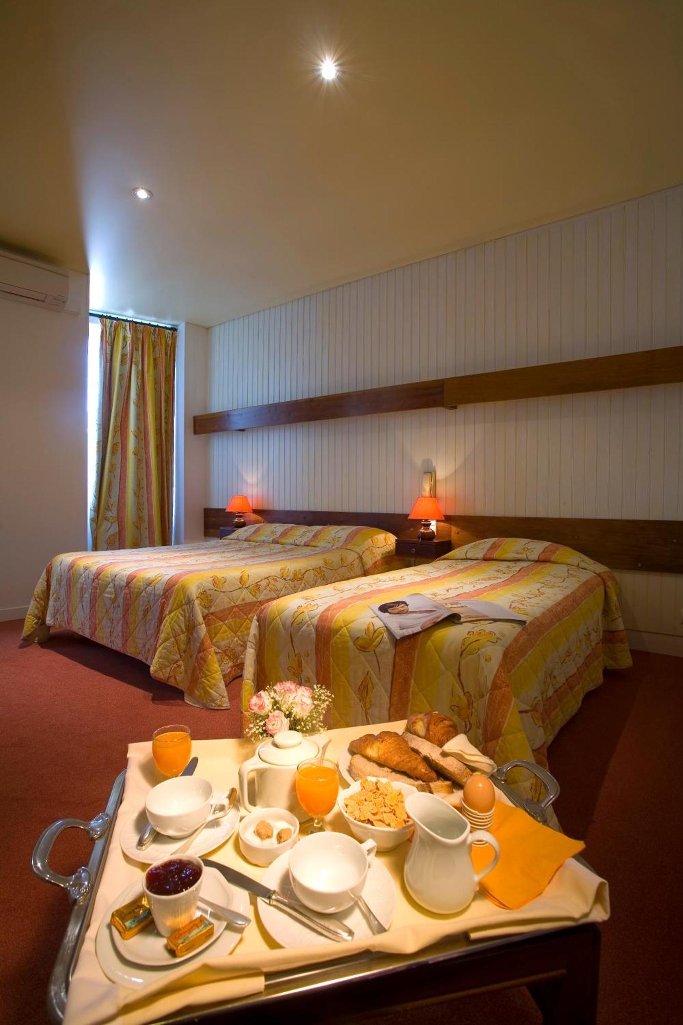 Triple Room,630537573:JPEG