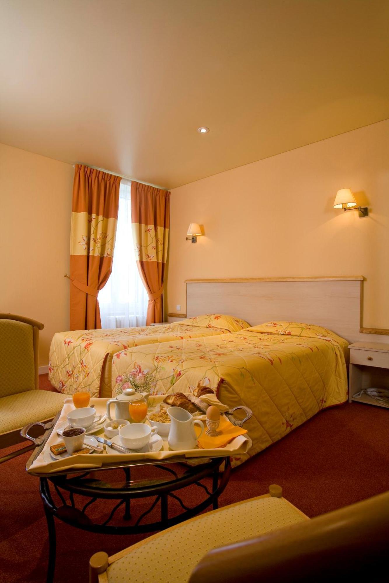 Twin Room,630517083:JPEG