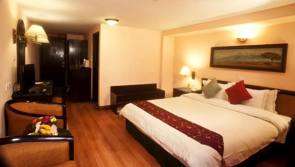 Deluxe Double Room Early Check & Late Check-out by 2 Hrs