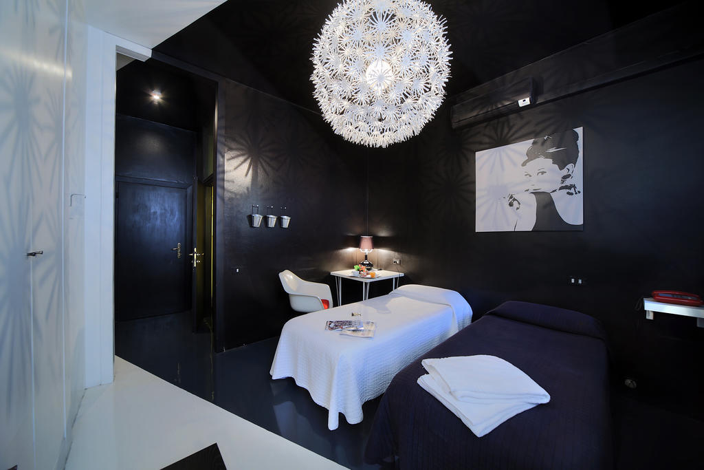 Twin Room,246940169:JPEG