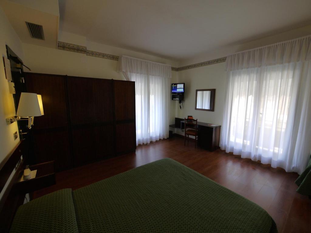 Deluxe Double Room Sea View Balcony
