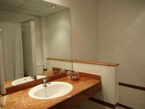 Double Room,1273055377:JPEG