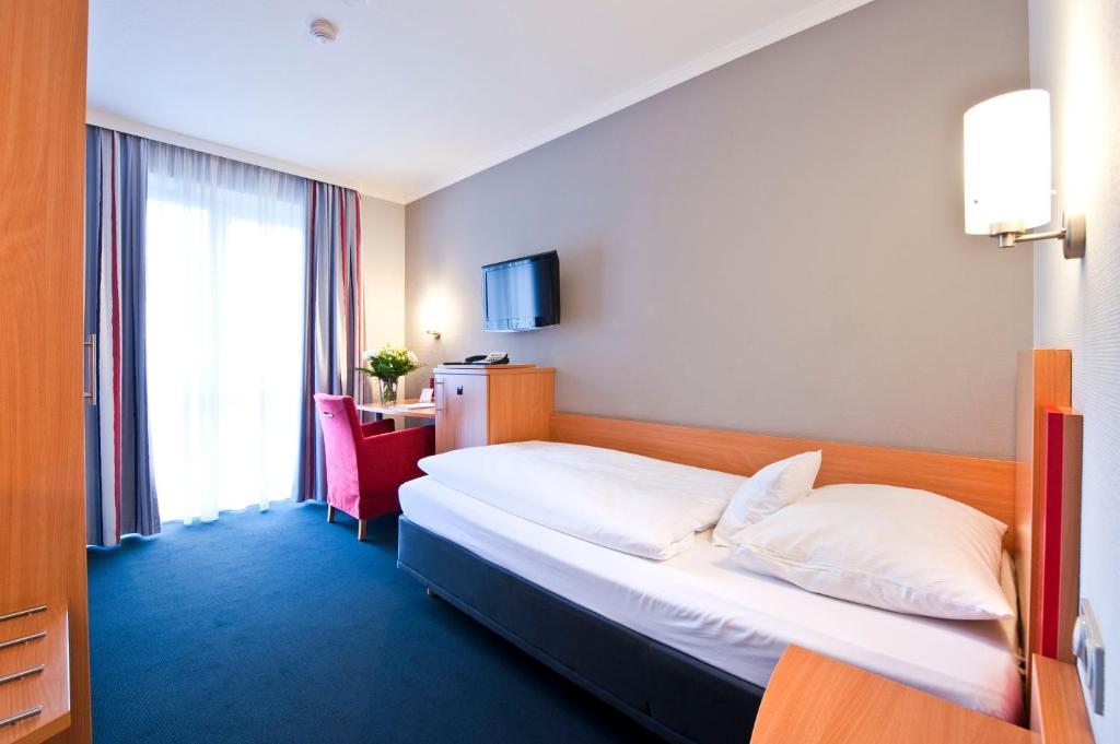 Standard Single Room,1580276535:JPEG
