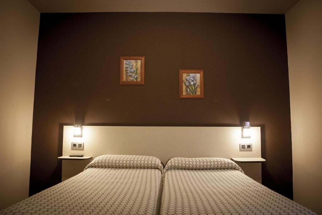 Double Room,545604891:JPEG