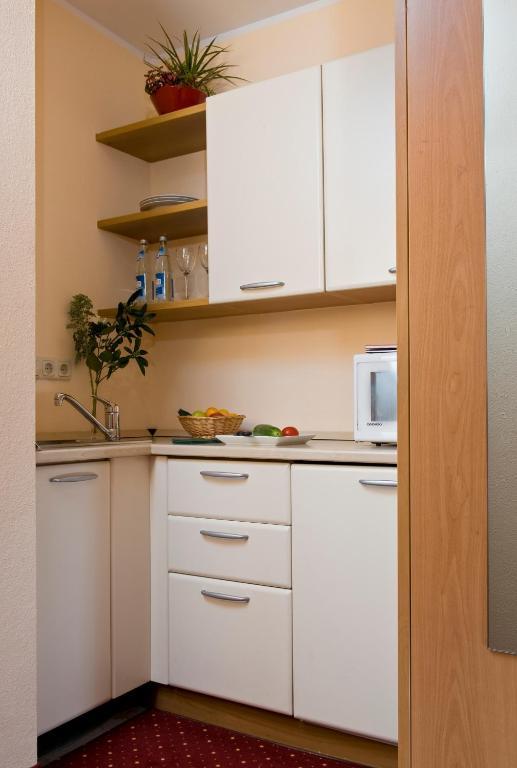 Triple Room,915817969:JPEG